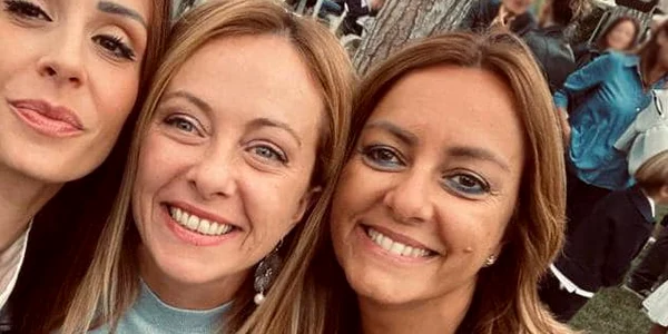 Giorgia Meloni FOTO Facebook jpg