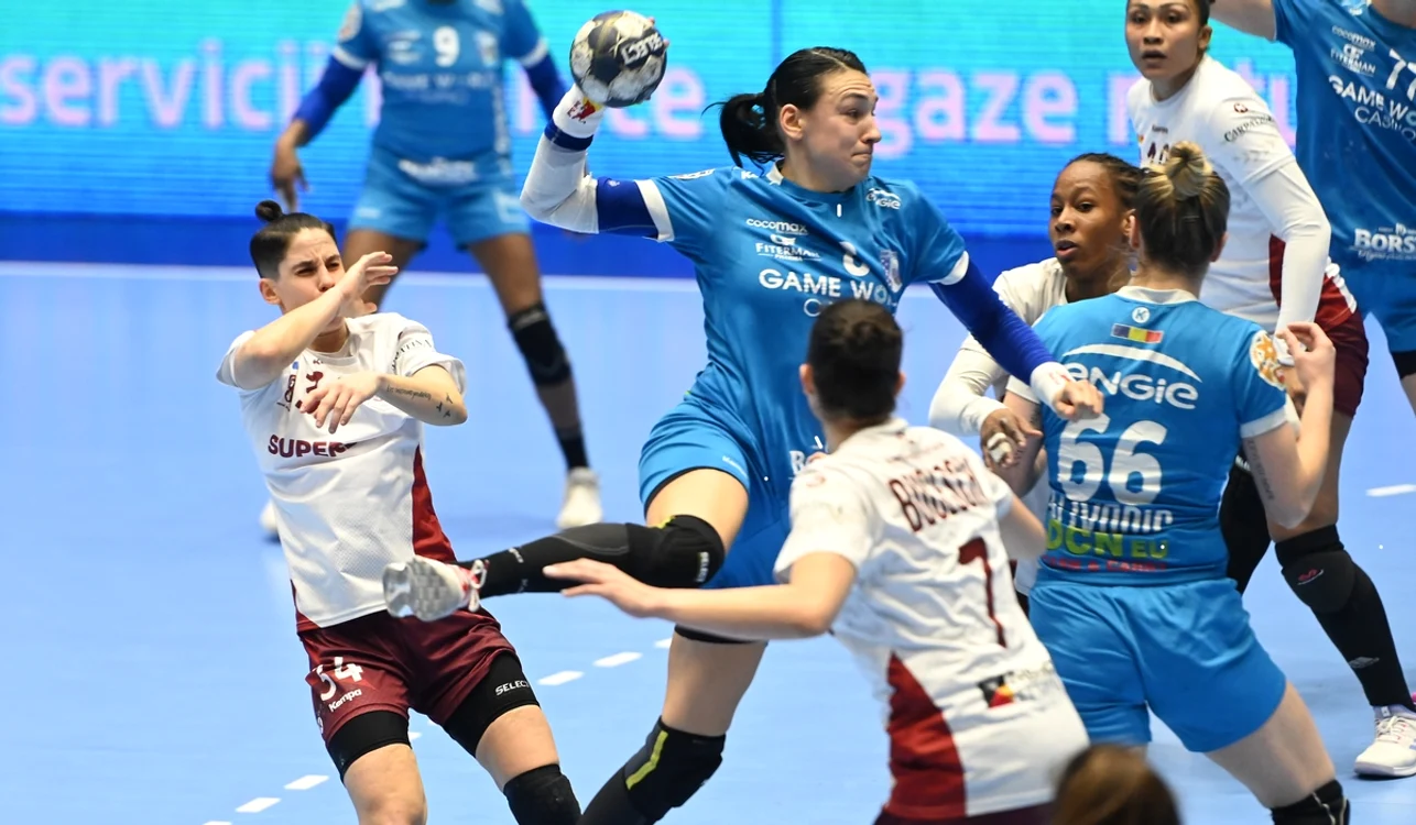 Cristina Neagu a făcut diferența și la ultimul meci al lui CSM București (FOTO: Sportpictures)