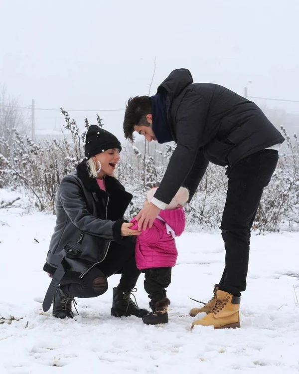 Jojo, Paul Ipate si Zora jpeg