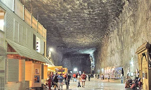 Salina Praid atrage anual mii de turişti jpeg