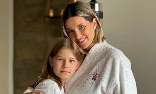 Ela Craciun si Alesia la SPA 2 (1) jpeg