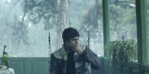 Irakli Kvirikadze (Nika) în „Ostatici” („Hostages”) de Rezo Gigineishvili; sursa