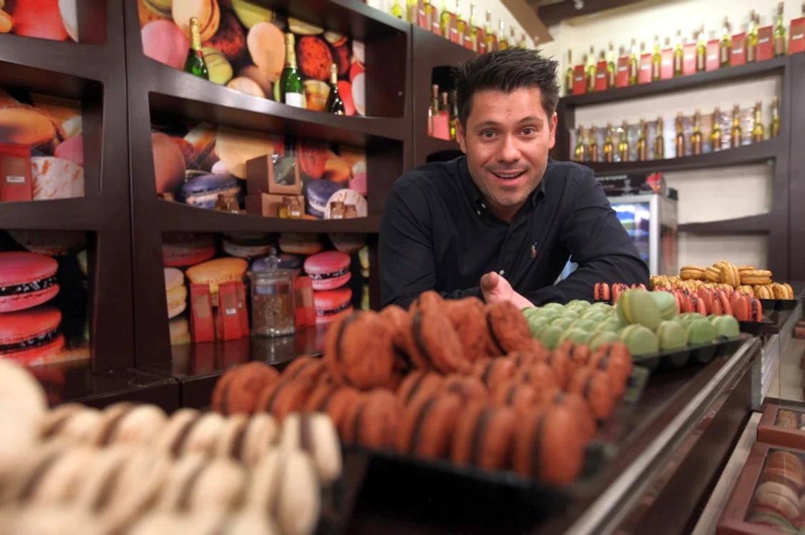 
    Tudor Constantinescu este patronul reţelei Chocolat din BucureştiFoto: Sever Gheorghe  