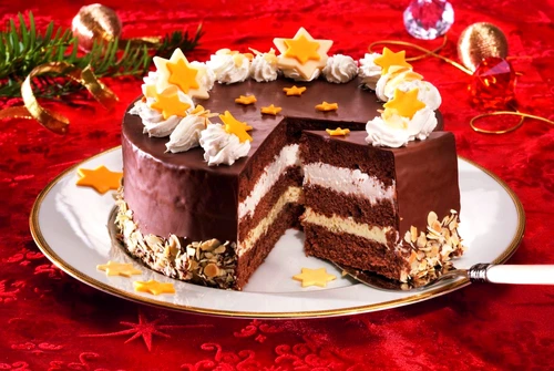 tort rom nuci frisca ciocolata jpeg