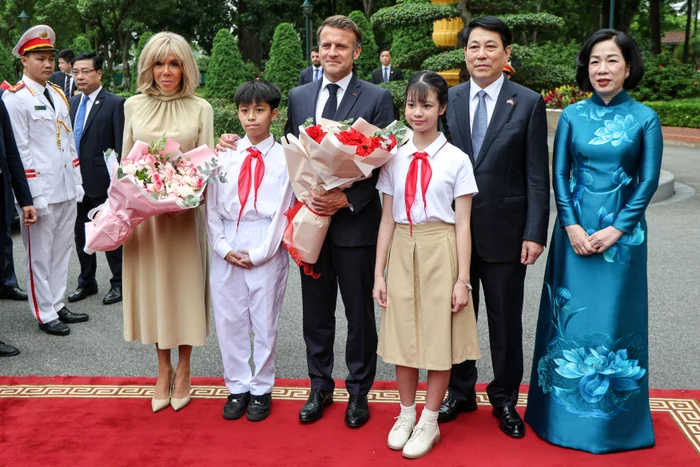 Soții Macron în vizită în Vietnam, Profimedia (6) jpg