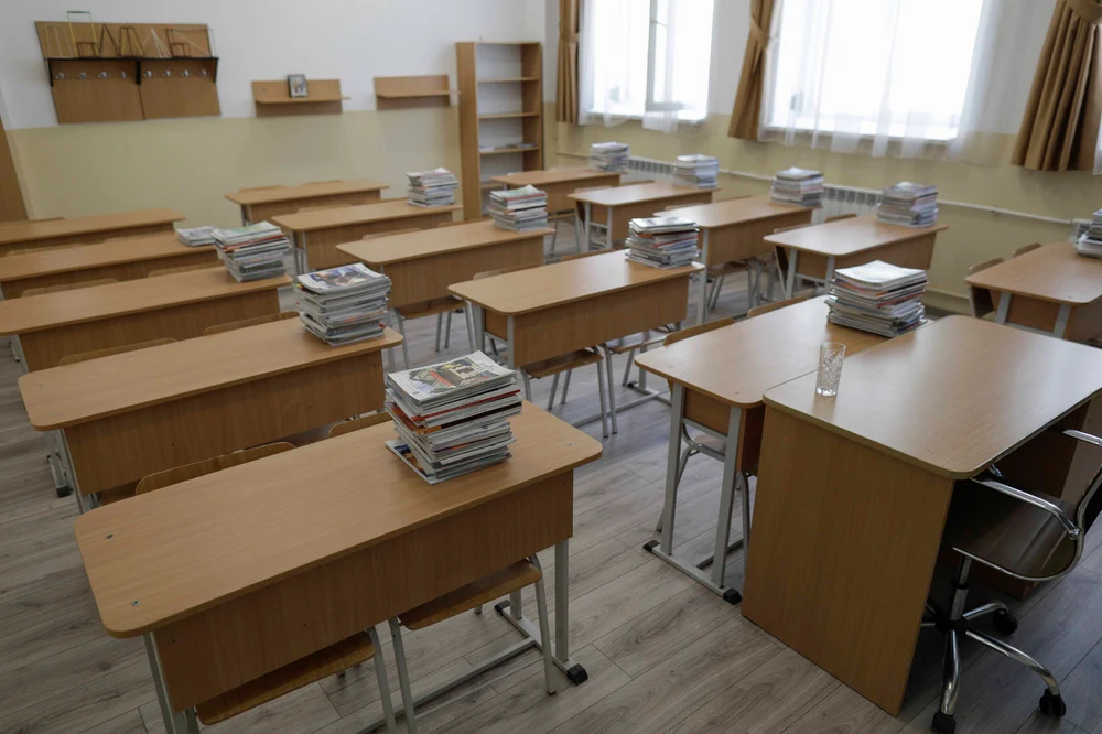 Avertismentul ministrului Educației: Copiii n-ar trebui să aibă teme mai mult de două ore, e reglementat din 2016