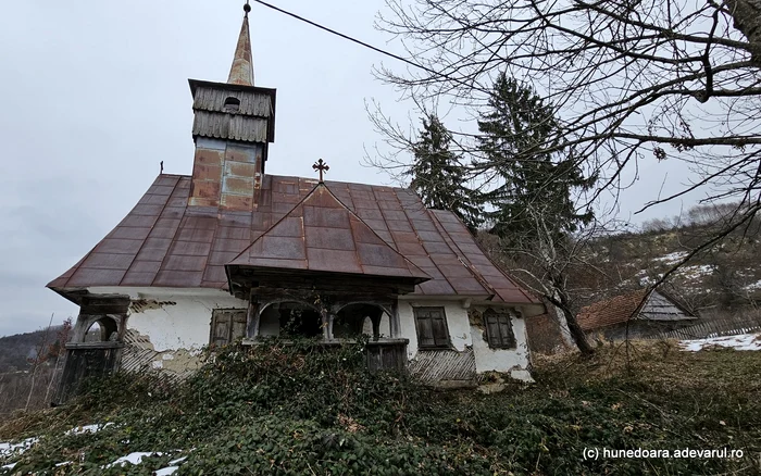 Biserica din Străuți. Foto: Daniel Guță. ADEVĂRUL