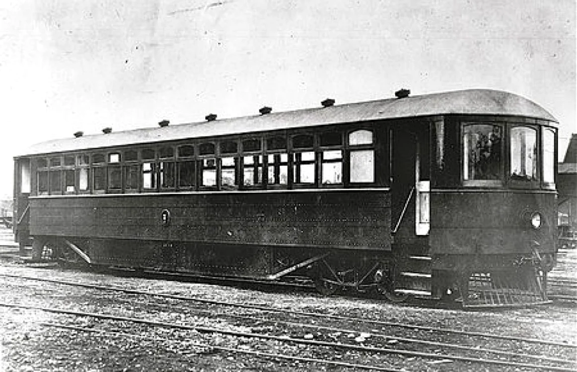 Drezina electrică Edison a funcţionat în perioada 1926-1934, în zona rurală a Noii Zeelande, având o viteză de 60 km/oră şi o autonomie de 160 de kilometri. FOTO: New Zeeland Railway Archive