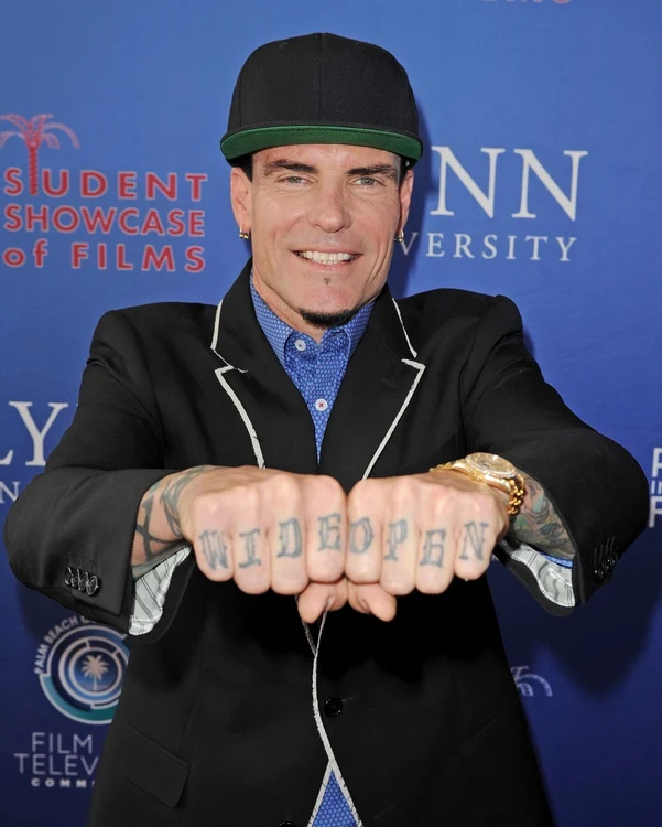 Vanilla Ice este, în prezent, pasionat de decoraţiuni interioară şi mai puţin de muzică