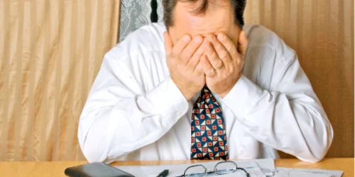 Clienţii care nu mai au posibilitatea  să-şi plătească la timp creditele  pot găsi soluţii tot la bănci