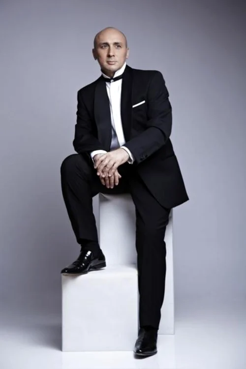 
    Marcel Pavel  