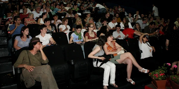 Sala cinematografului Studio