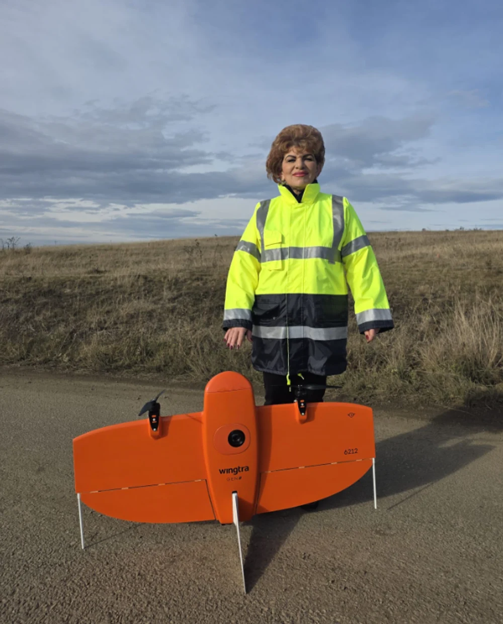 Comună cu dronă profesională de 36.000 de euro și 139 de camere video, în timp ce drumurile rămân neasfaltate