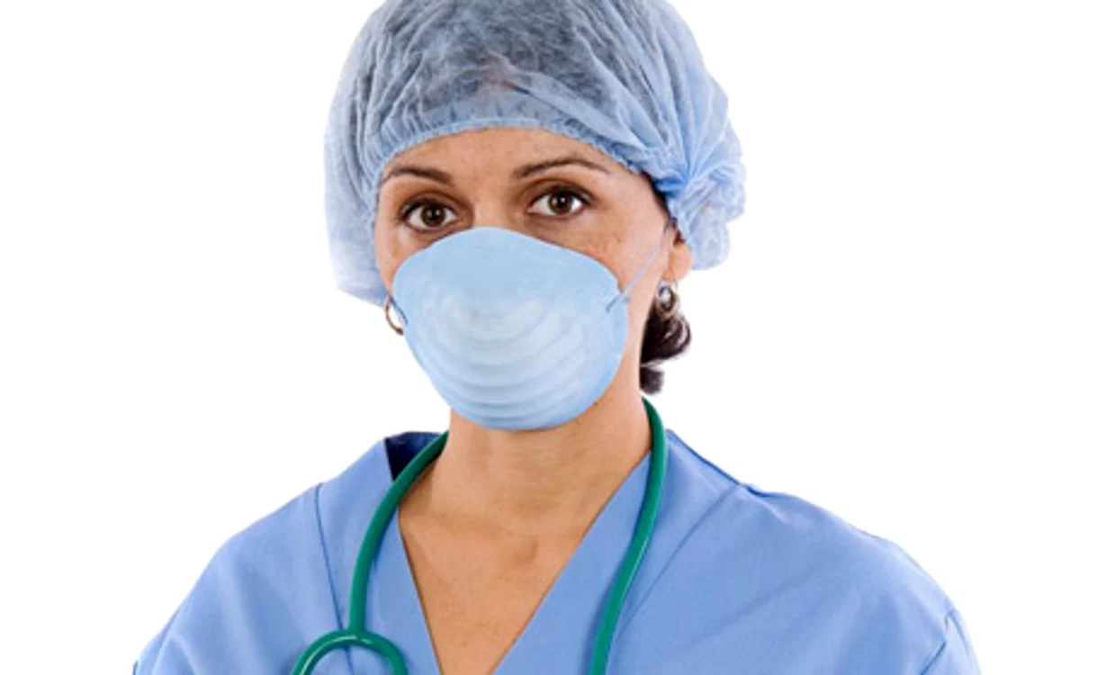 Doctorii sunt forţaţi să se imunizeze