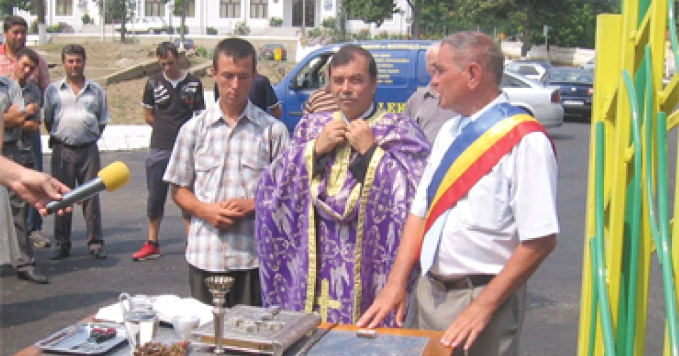 În comuna Ostroveni a fost deschisă o nouă bază sportivă