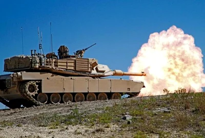 M1A1 Abrams, foto Military Defence jpg