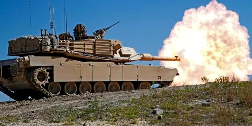 M1A1 Abrams, foto Military Defence jpg