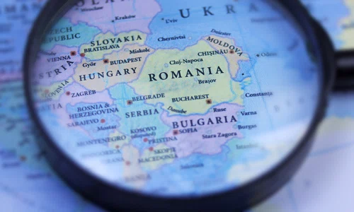 Harta Europa cu lupa pe Romania FOTO Shutterstock