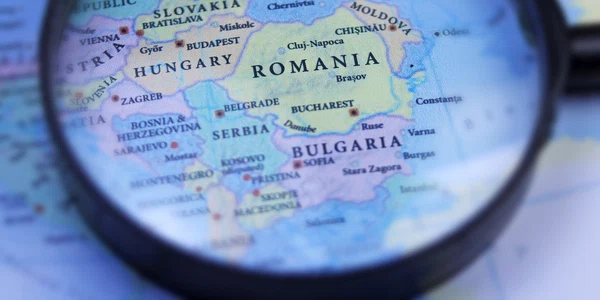 Harta Europa cu lupa pe Romania FOTO Shutterstock