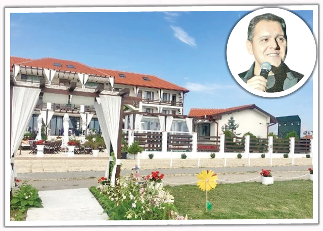 Ovidiu Komornyik&nbsp; are un hotel la  Vama Veche