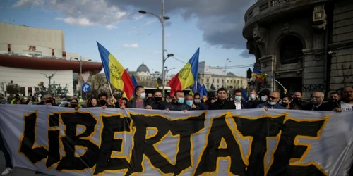 Protest anti-restricţii covid - Bucureşti / 29 mar 2021 / FOTO Inquam Photos / Octav Ganea