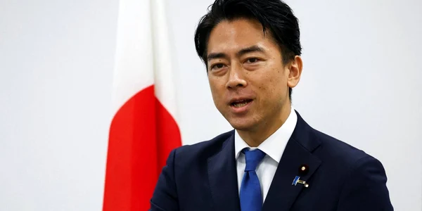 Shinjirō Koizumi ministrul japonez al apararii jpg