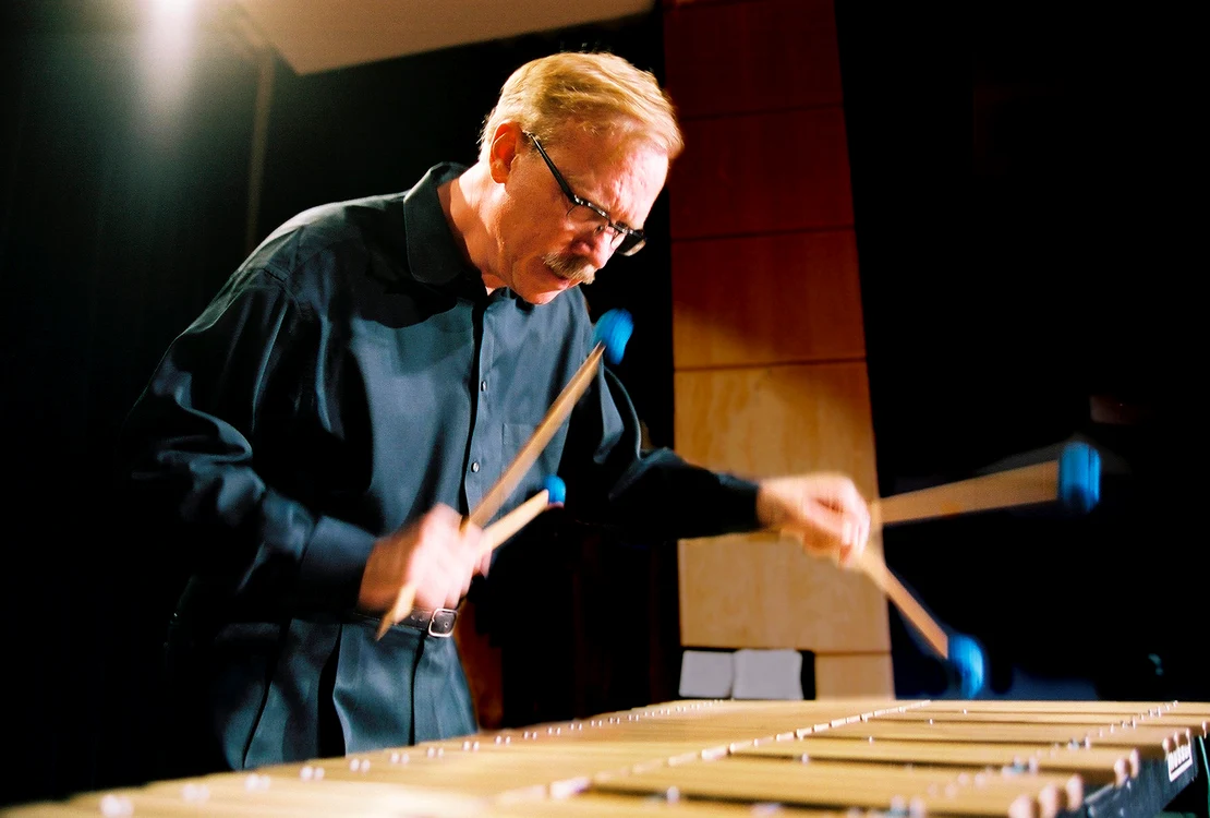 "Creaţia este o parte a descoperirii, şi nu invers"   interviu cu Gary BURTON jpeg