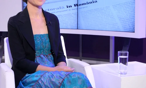 „Îmi place să trăiesc emoţiile altor oameni“ – dialog cu Cristina FLUTUR jpeg