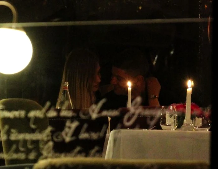 Politicianul şi iubita au ieşit la masă într-o zonă selectă din Capitală, la o oră târzieFoto: Blitz
