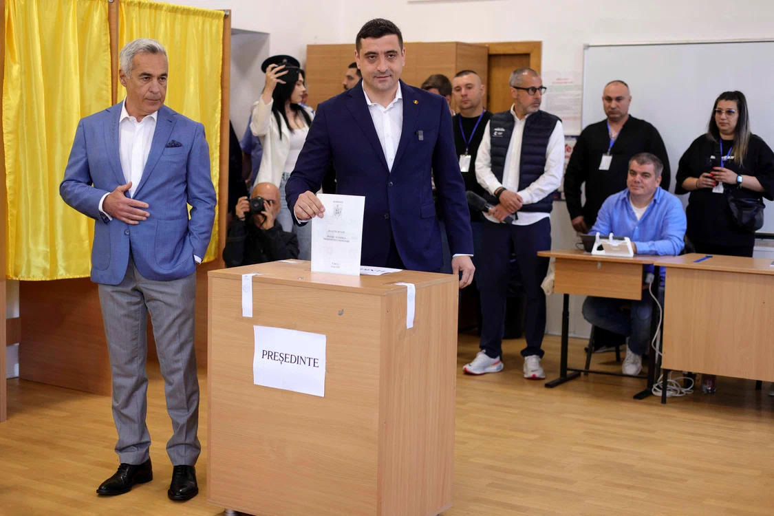 Călin Georgescu și George SImion la vot/ FOTO: Inquam Photos