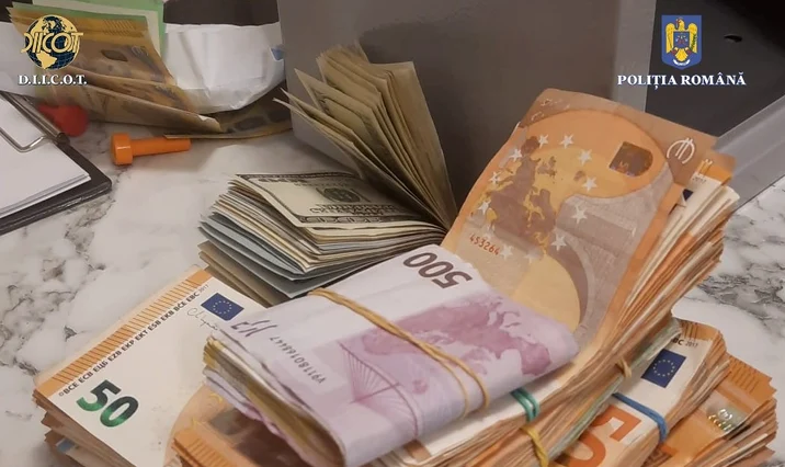 Mari sume au fost descoperite în cazul spălării de bani FOTO DIICOT