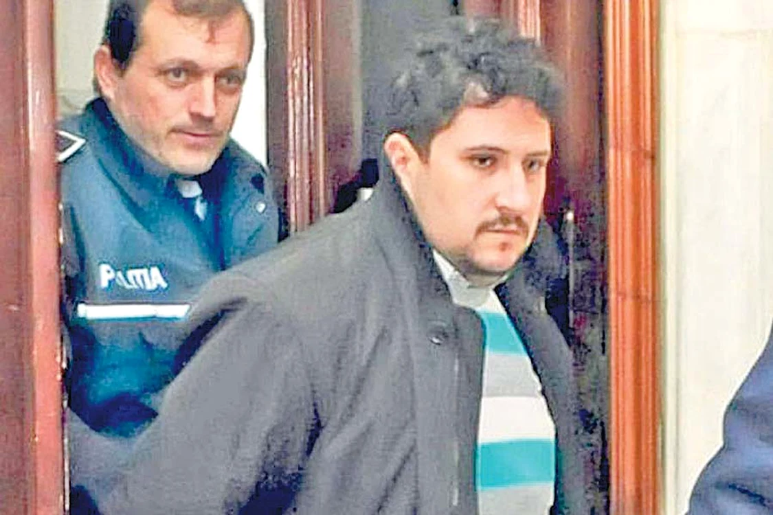 Februarie 2013: Slujea la Catedrala  Arhiepiscopală „Sf.  Apostoli Petru şi  Pavel” Constanţa