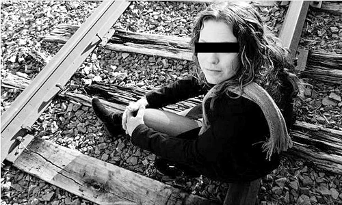 lovita de tren jpeg