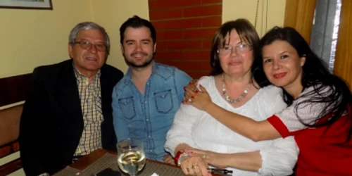 Familia lui Laurenţiu Duţă - tatăl Titi mama Ioana şi sora Aida Sursa Facebook Aida Duţă