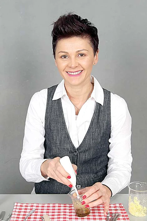 Aliona Ţinţu