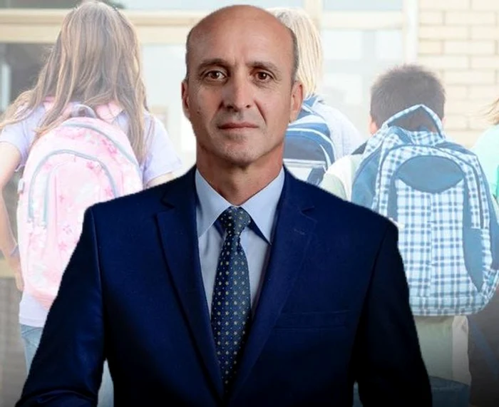 
    Școlile pun la dispoziția elevilor și a profesorilor dezinfectant de mâiniSursa foto: Sever Gheorghe  