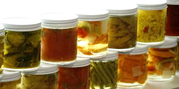 Piaţa internă a conservelor din legume şi fructe valorează 10 milioane de euro