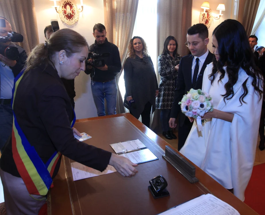 
    Anca şi Adi şi-au spus un "Da" hotărâtFoto: Roberto Sălceanu  
