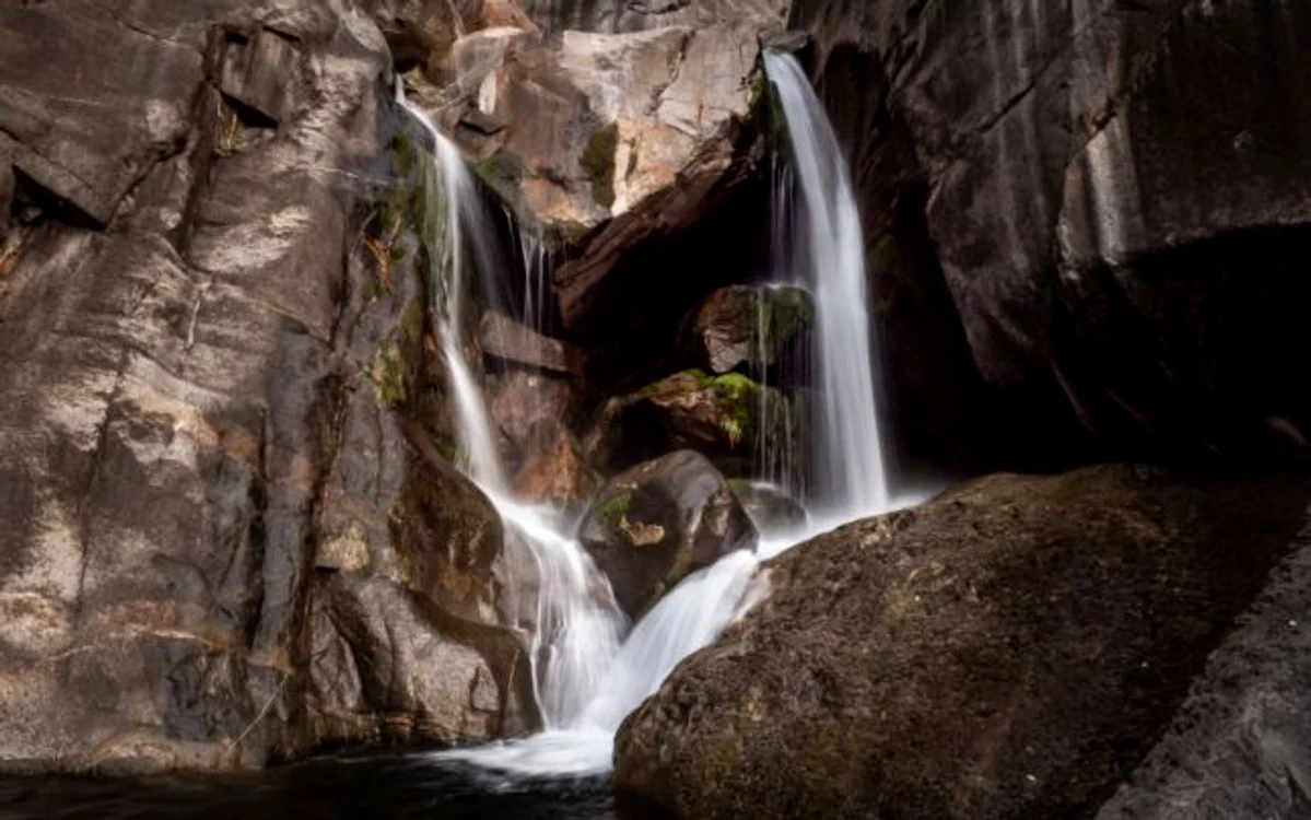 Cascada Bridalveil din Parcul Naţional Yosemite FOTO Shutterstock