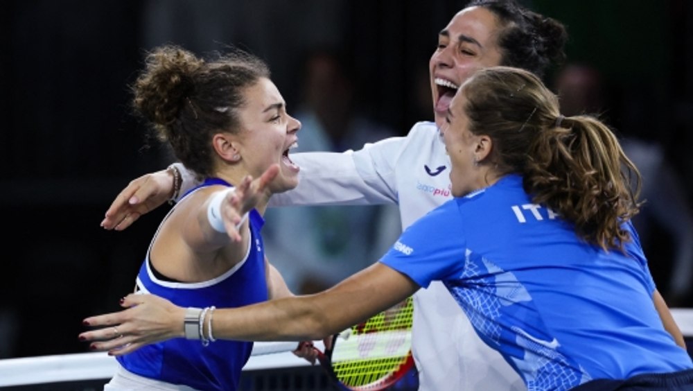 Italia este regina tenisului feminin. Victorie clară cu Slovacia