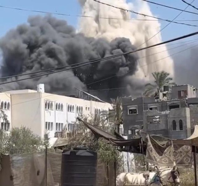Cel puţin 30 de morţi într-o lovitură israeliană asupra unei şcoli din Gaza. Israelul se apără și spune că școala adăpostea teroriști VIDEO