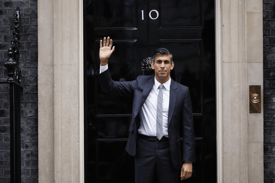 Rishi Sunak a devenit oficial noul premier al Marii Britanii: Primul său mesaj din fața Downing Street 10