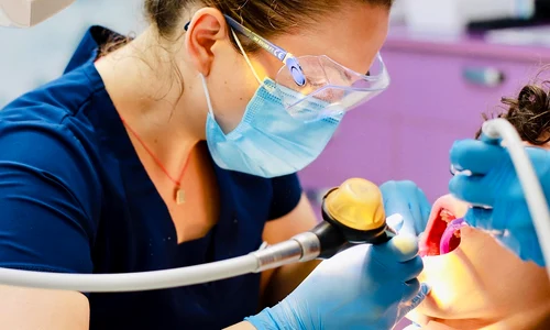 clicksanatate ro   Mituri și realități despre purtarea aparatelor dentare Ce ar trebui să cunoască pacienții jpg