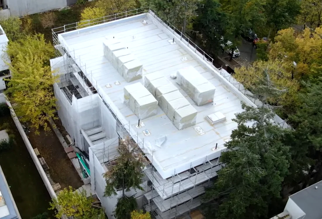 Vila din strada Aviatorilor 86 ar fi fost pregătită pentru Iohannis. Foto: captură video Recorder 