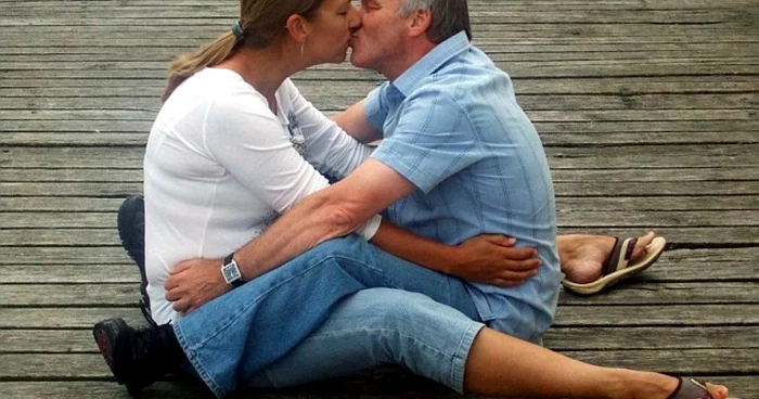 Britanicii Hazell şi Jay au făcut un adevărat tur de forţă romantic, călătorie de care îşi vor aminti până în ultima zi a vieţii lor FOTO Daily Mail