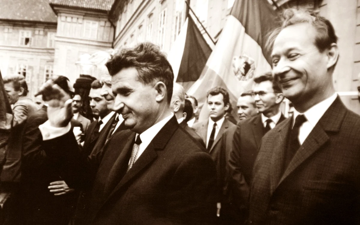 15-17 august 1968: Nicolae Ceauşescu îl vizitează pe Alexander Dubcek la Praga