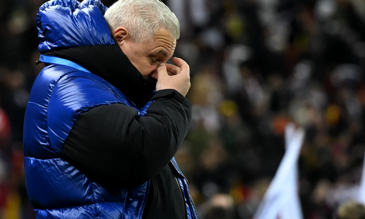 Marius Șumudică are zilele numărate la Rapid