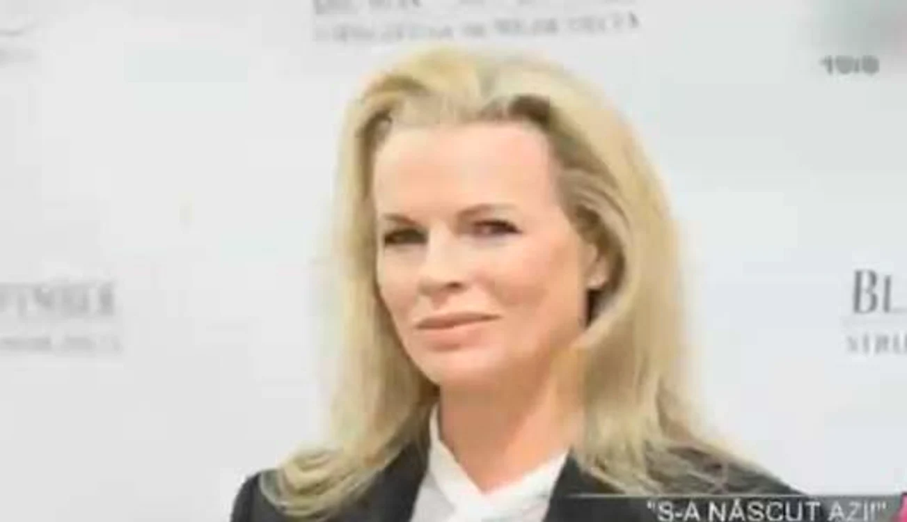 Kim Basinger, la 62 de ani 