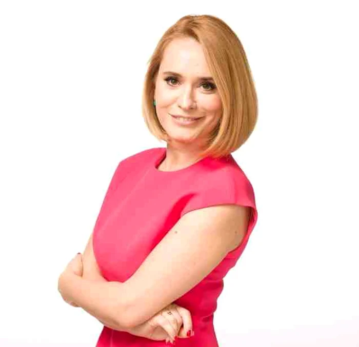 
    Andreea Esca (42 de ani) are o nouă pasiunefoto: Arhiva Personală  