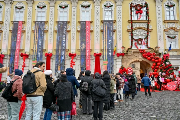 Vernisajul expoziției „Fragilitatea Eternului” (foto: Muzeul Național de Artă Timișoara)